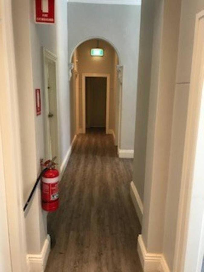 Native Rose Hotel Sydney Exterior photo